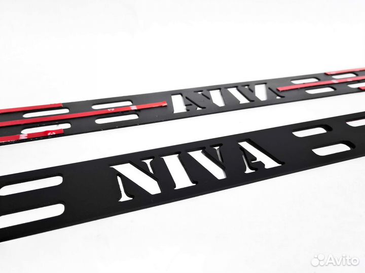 Накладки на пороги niva