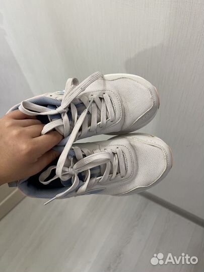 Кроссовки женские demix 35