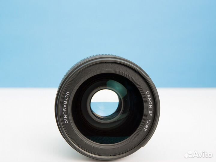 Canon EF 35mm f/1.4L USM