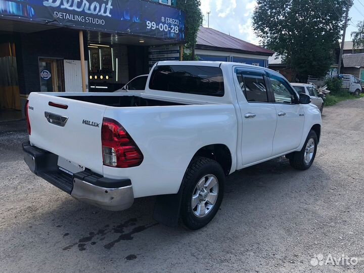 Toyota Hilux 2.8 AT, 2016, битый, 264 000 км