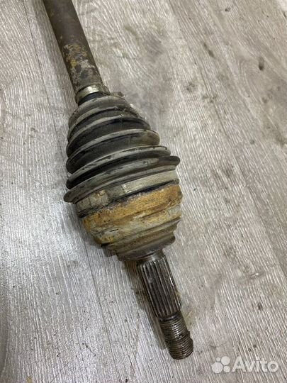 Привод передний левый Renault Megane