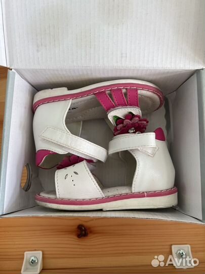 Босоножки детские
