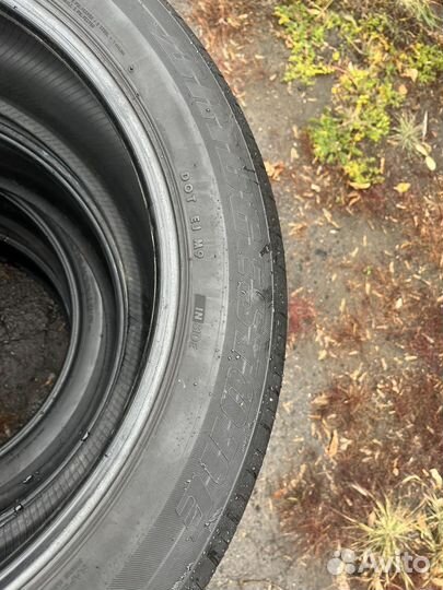 Bridgestone Dueler H/L 33 235/55 R20