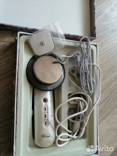 Антицеллюлитный ультразвуковой массажер m 380