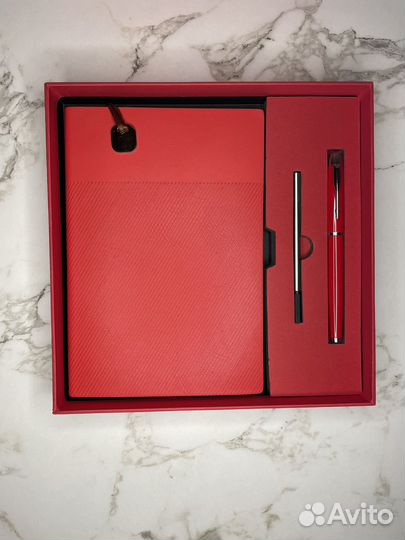 Подарочный набор ежедневник