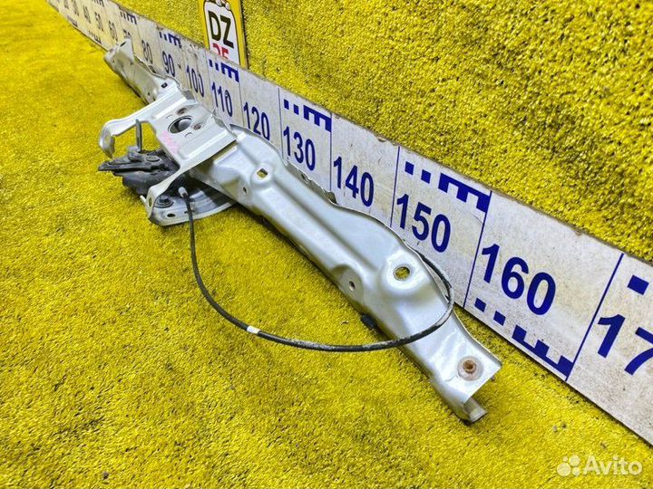 Телевизор передний Toyota Hiace/Regius Ace 140867