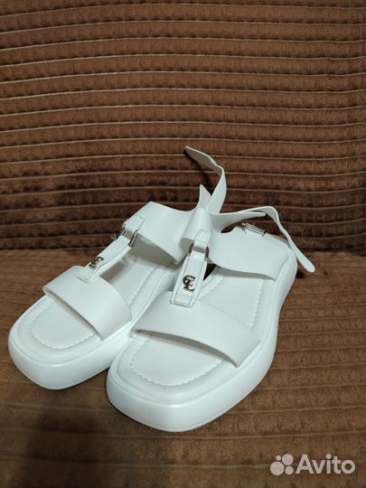 Босоножки женские 38 размер