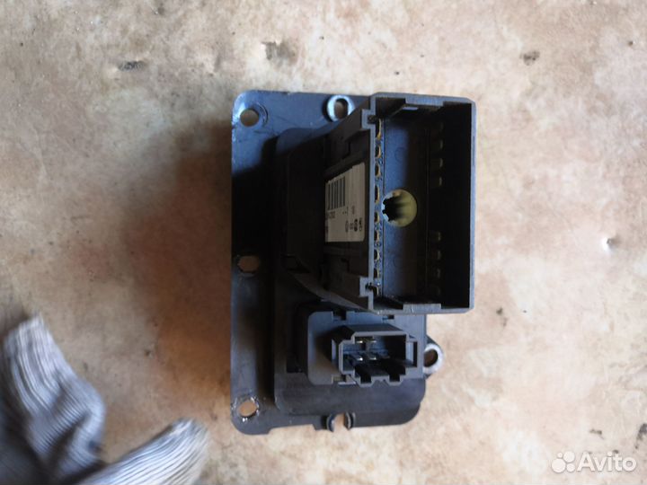 Переключатель света фар Skoda Fabia 1