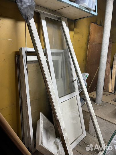 Дверь пластиковая бу