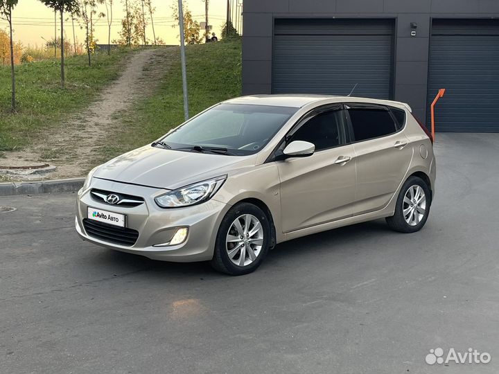 Hyundai Solaris 1.6 AT, 2012, 178 600 км