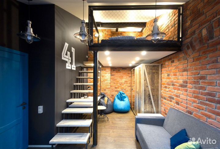 Мезонин, антресольный этаж из металла для квартиры