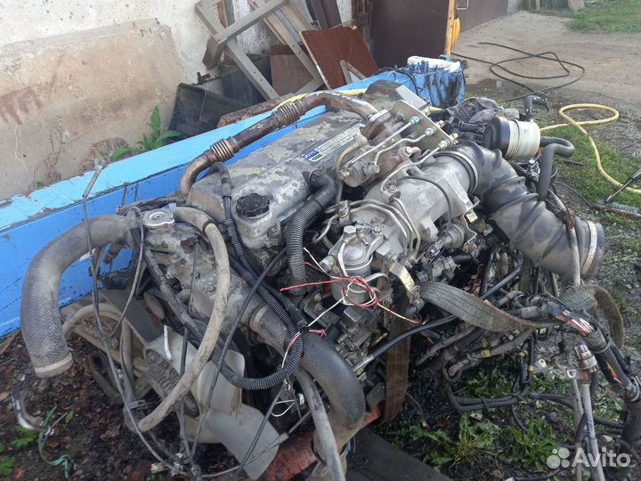 Двигатель J07C