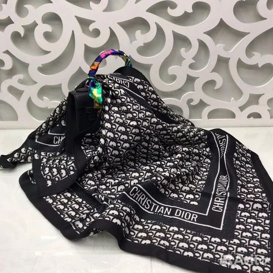 Платок Christian Dior