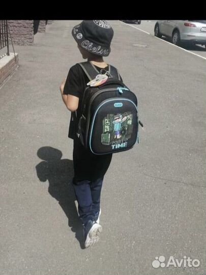 Рюкзак школьный новый