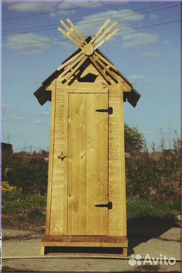 Дачный туалет с декором RVJ