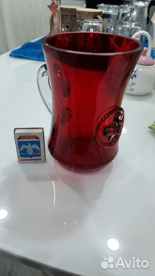 Кружка пивная из красного стекла СССР