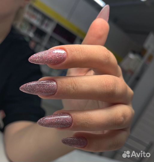 Маникюр/педикюр,наращивание