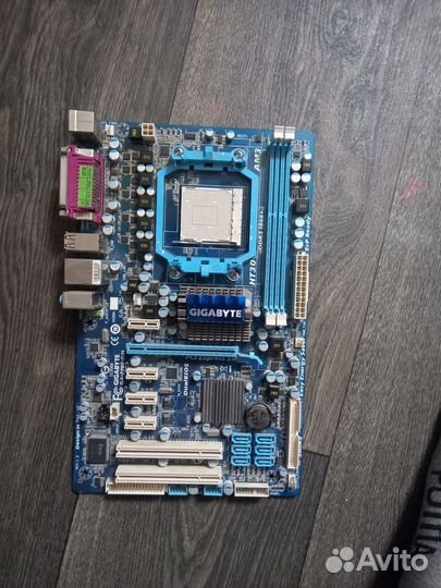 Материнская плата