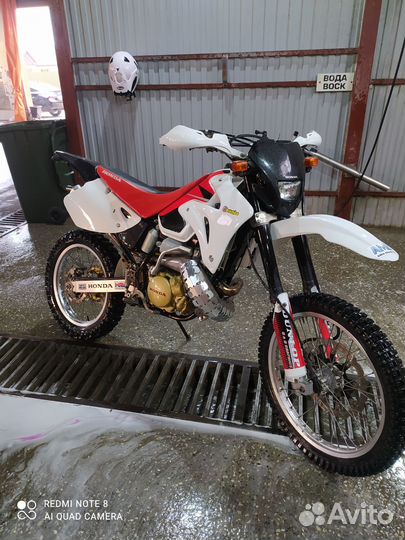 Honda CRM250 AR