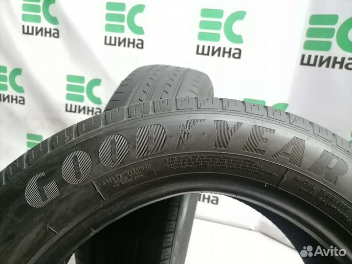 Goodyear EfficientGrip 215/60 R17 115