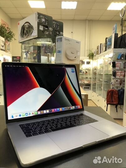 Б/у MacBook Pro 15 (2016 i7/16/1TB) Space Gray