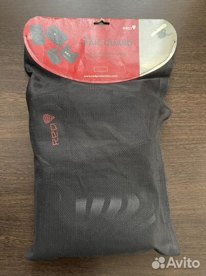 Защита голени фирмы RED