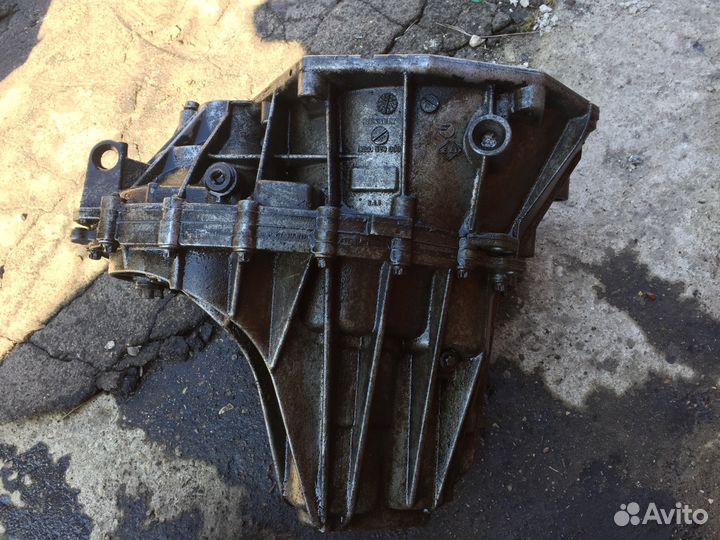 Коробка механическая на Рено Сценик
