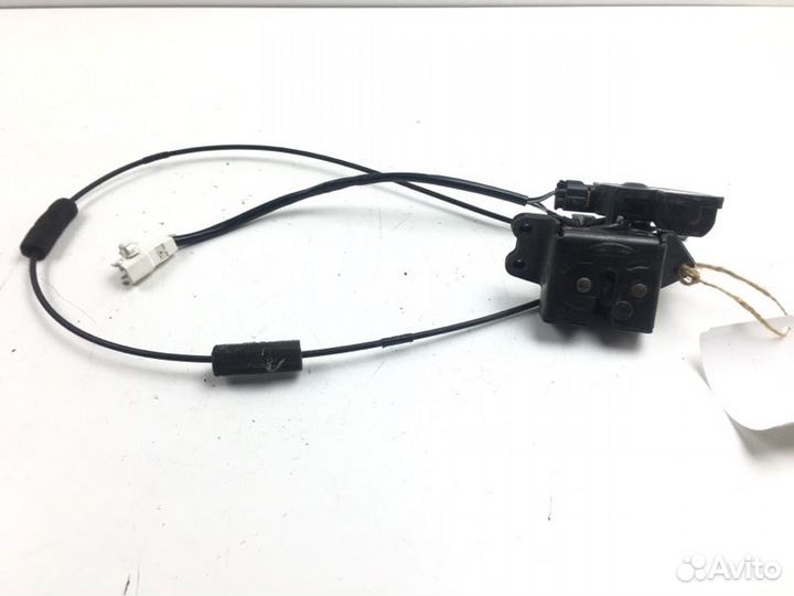 Замок багажника Toyota Scion NCP61L 1nzfe 2005
