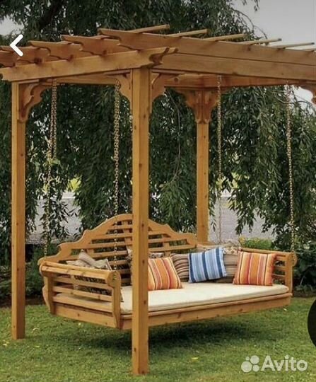Садовые качели из дерева (пергола)