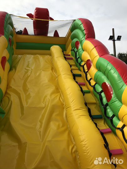 Надувнолй батут