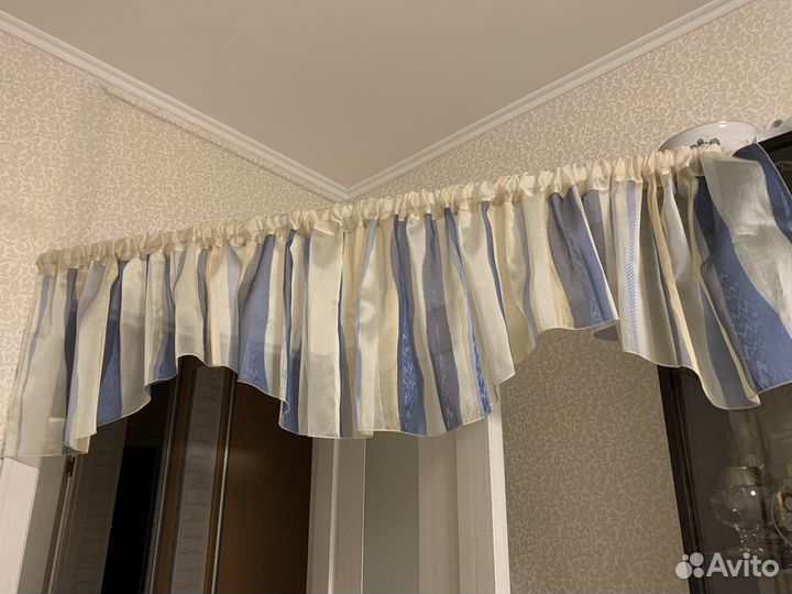 Ламбрекены из органзы 2 шт