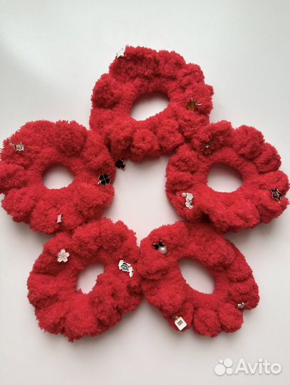 Резинка для волос вязаная плюшевая ручной работы