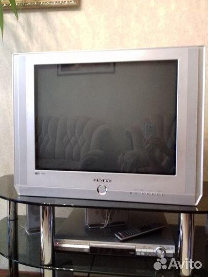 Телевизор samsung