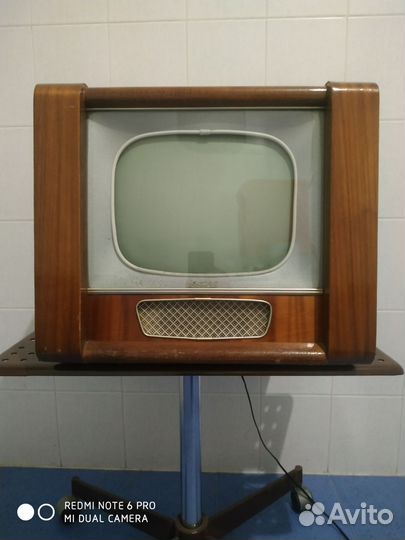 Телевизор ретро