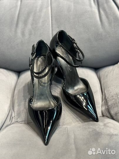 Босоножки Ferragamo