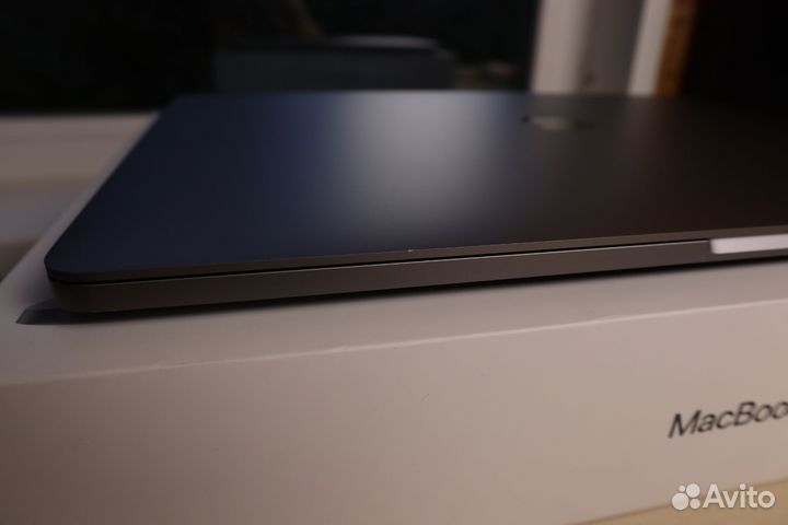 Macbook Pro 16 2019 i9-64gb-512gb-8gb видео