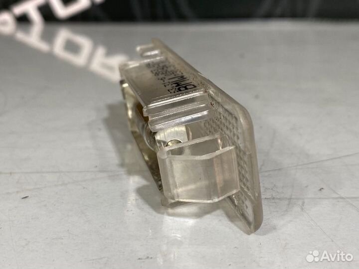 Плафон салона Bmw X5 E53 N62B44 2005