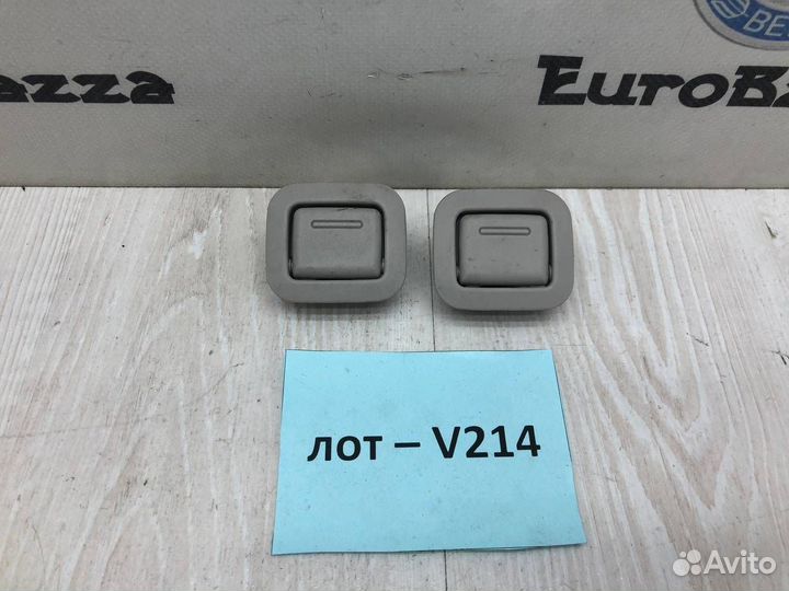 Крючок для одежды Mercedes W207