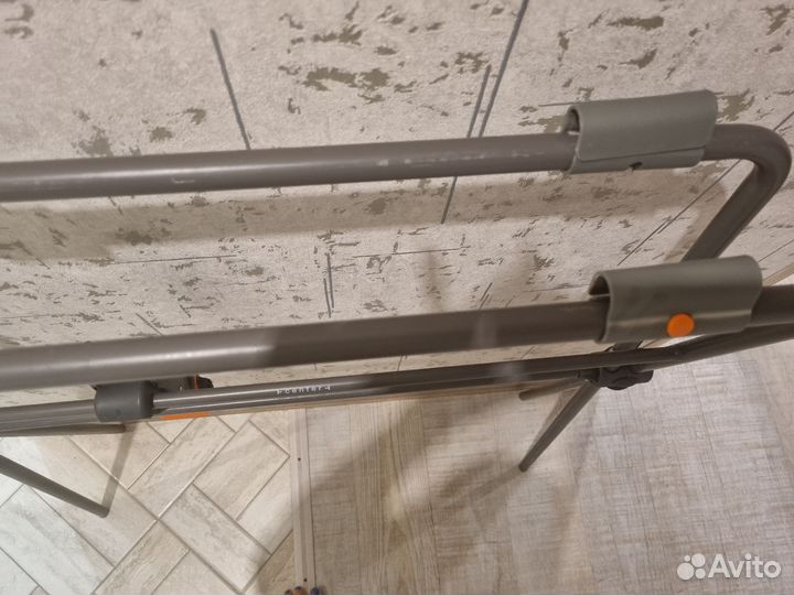 Подставка для ванночки stokke