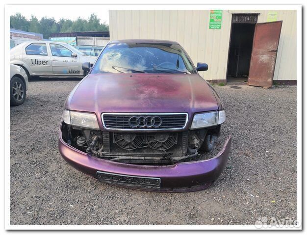 Audi A4 1995 года выпуска (разбор)