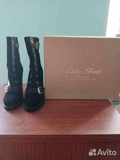 Ботинки женские 38 раз., новые замш