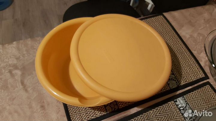 Таз-салатник с крышкой