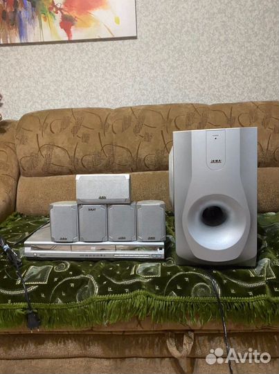 Домашний кинотеатр, б/у но не использовался