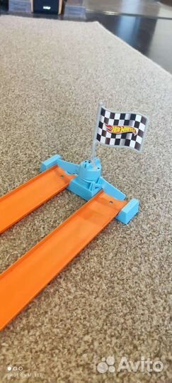 Hot wheels трек