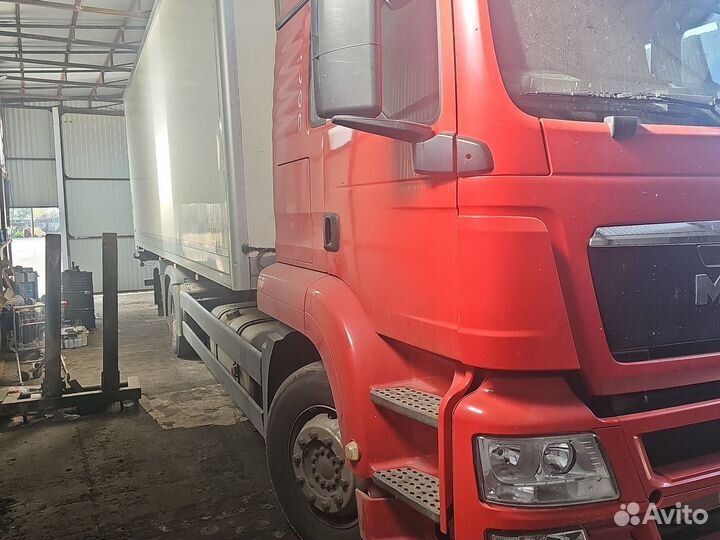 MAN TGS 26.350 6X2-2 BL-WW, 2010