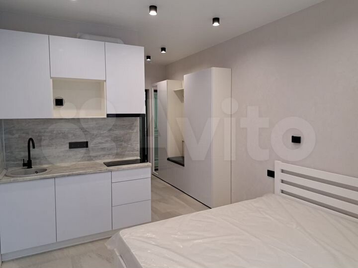 Квартира-студия, 18,3 м², 8/19 эт.