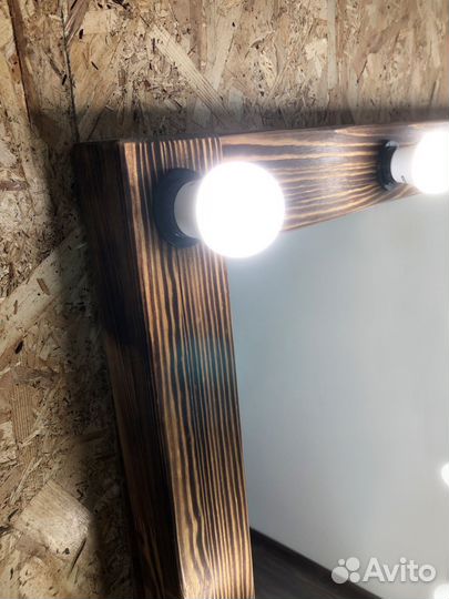 Зеркало с лампочками