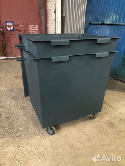 Мусорный контейнер