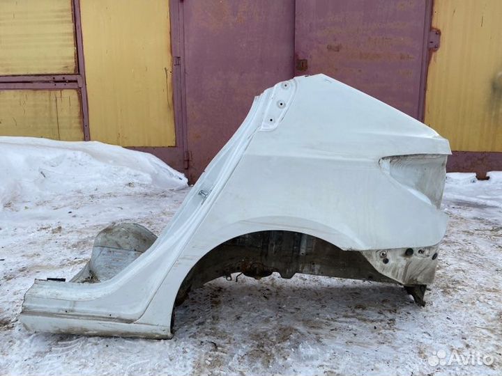 Четверть задний левый Chevrolet Cruze хетчбек 1.6