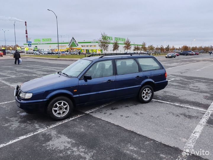 Volkswagen Passat 1.6 МТ, 1995, 295 000 км